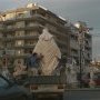 Beyrouth, livraison d'une statue de la Vierge